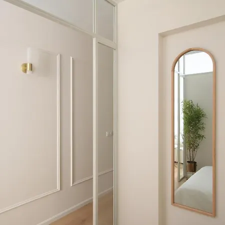 Staylish Studio Apartment In Malasana Madrid Exterior photo